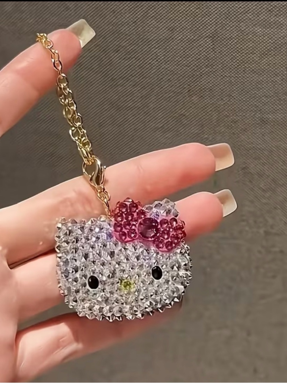 Kids accessory identification